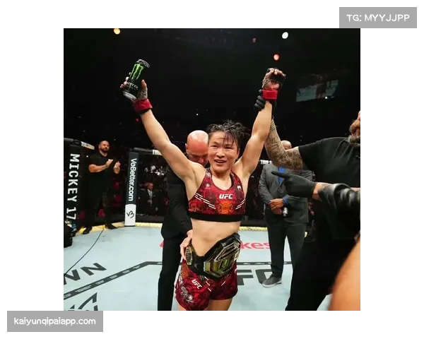 张伟丽若夺冠将成UFC女子第二位双级别冠军 创造历史