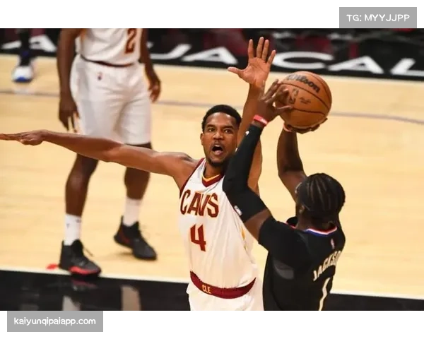 骑士四核同场净效率达惊人+36.7 健康阵容展现冠军级别统治力网页